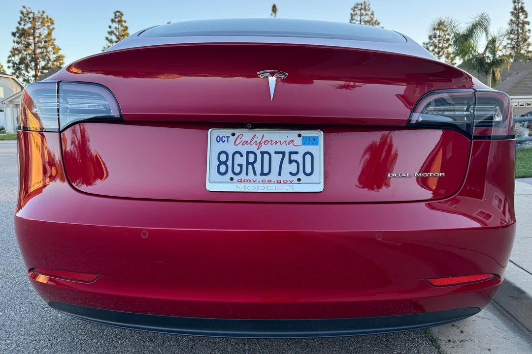 2018 Tesla Model 3 - Image 5 of 31