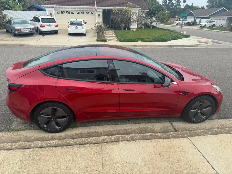 2018 Tesla Model 3 - Image 16 of 31