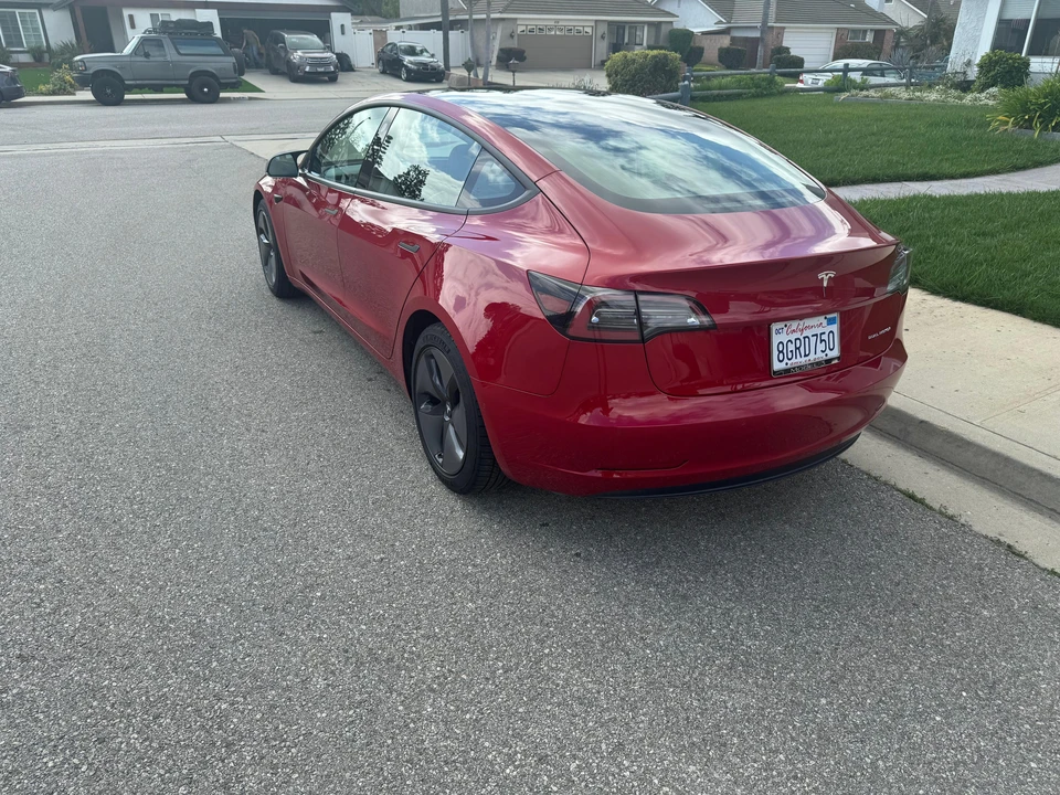 2018 Tesla Model 3 - Image 13 of 31