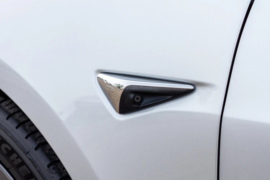 2018 Tesla Model 3 - Image 19 of 31
