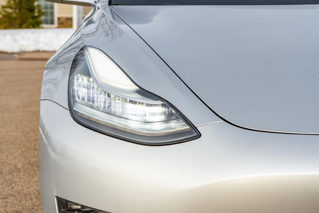 2018 Tesla Model 3 - Image 11 of 31