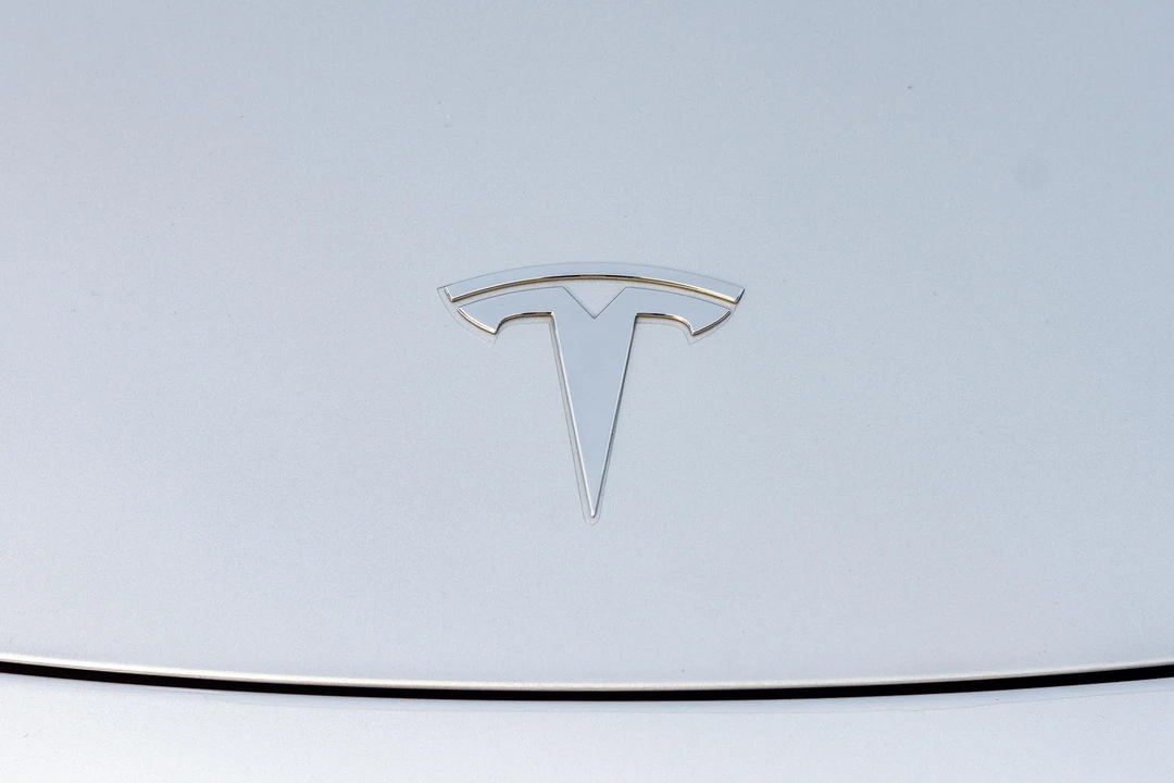2018 Tesla Model 3 - Image 14 of 31