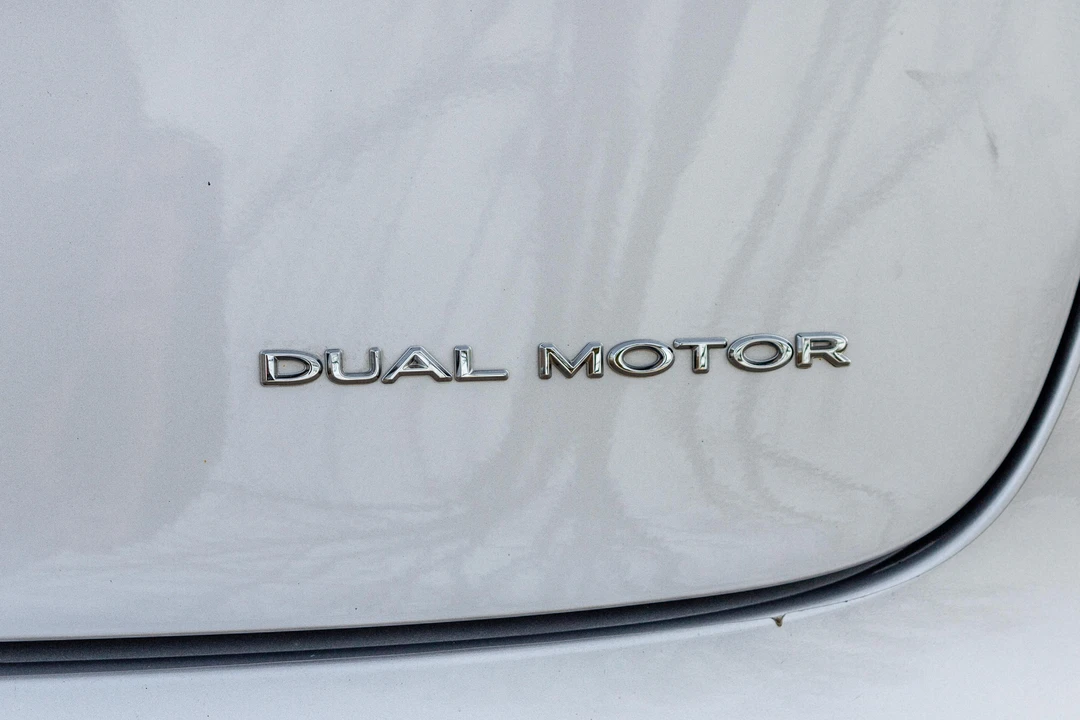 2018 Tesla Model 3 - Image 29 of 31
