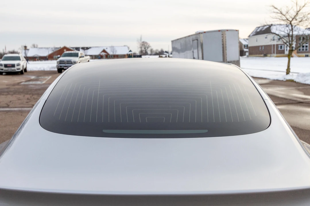 2018 Tesla Model 3 - Image 25 of 31