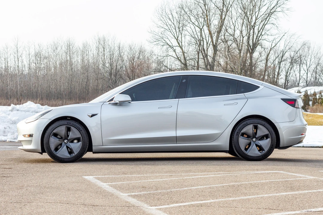 2018 Tesla Model 3 - Image 6 of 31