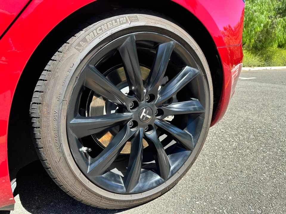 2018 Tesla Model 3 - Image 25 of 31