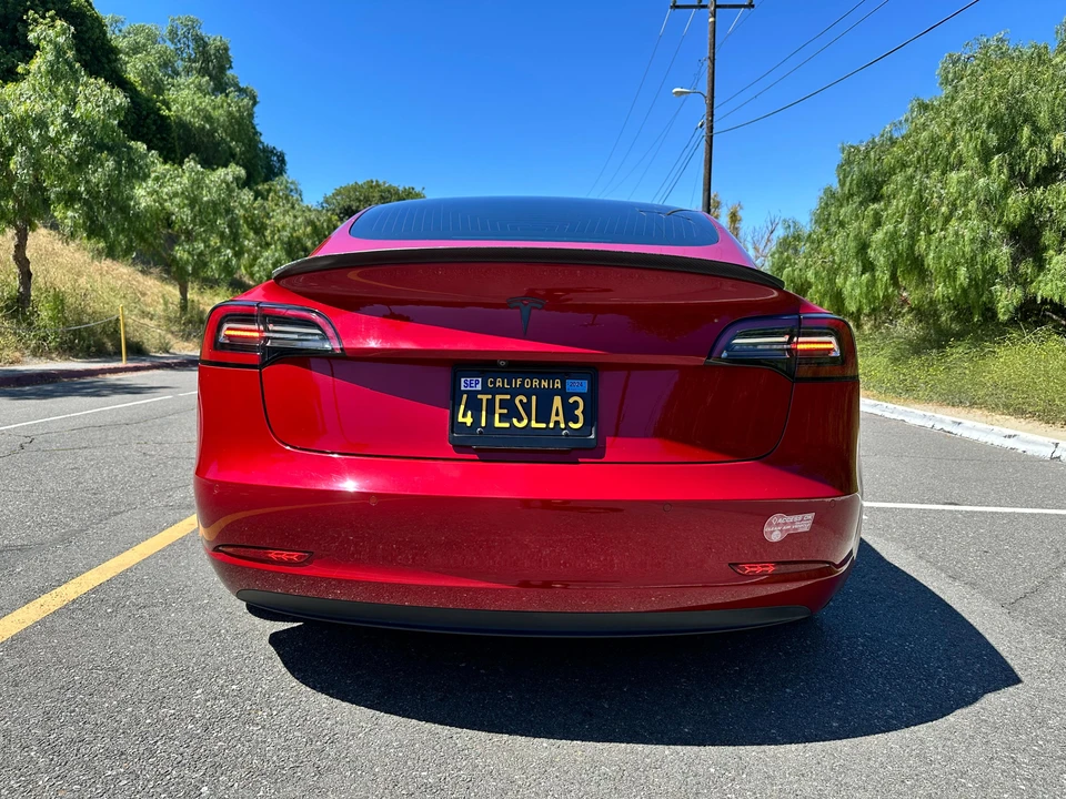 2018 Tesla Model 3 - Image 11 of 31