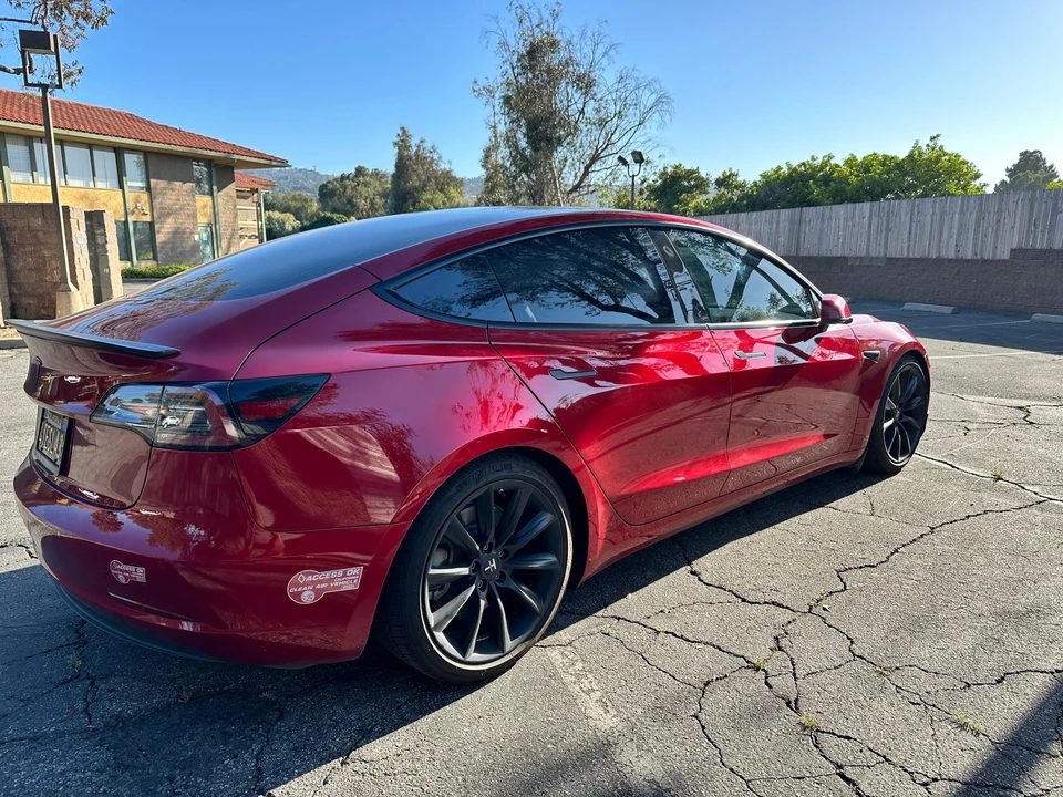 2018 Tesla Model 3 - Image 15 of 31