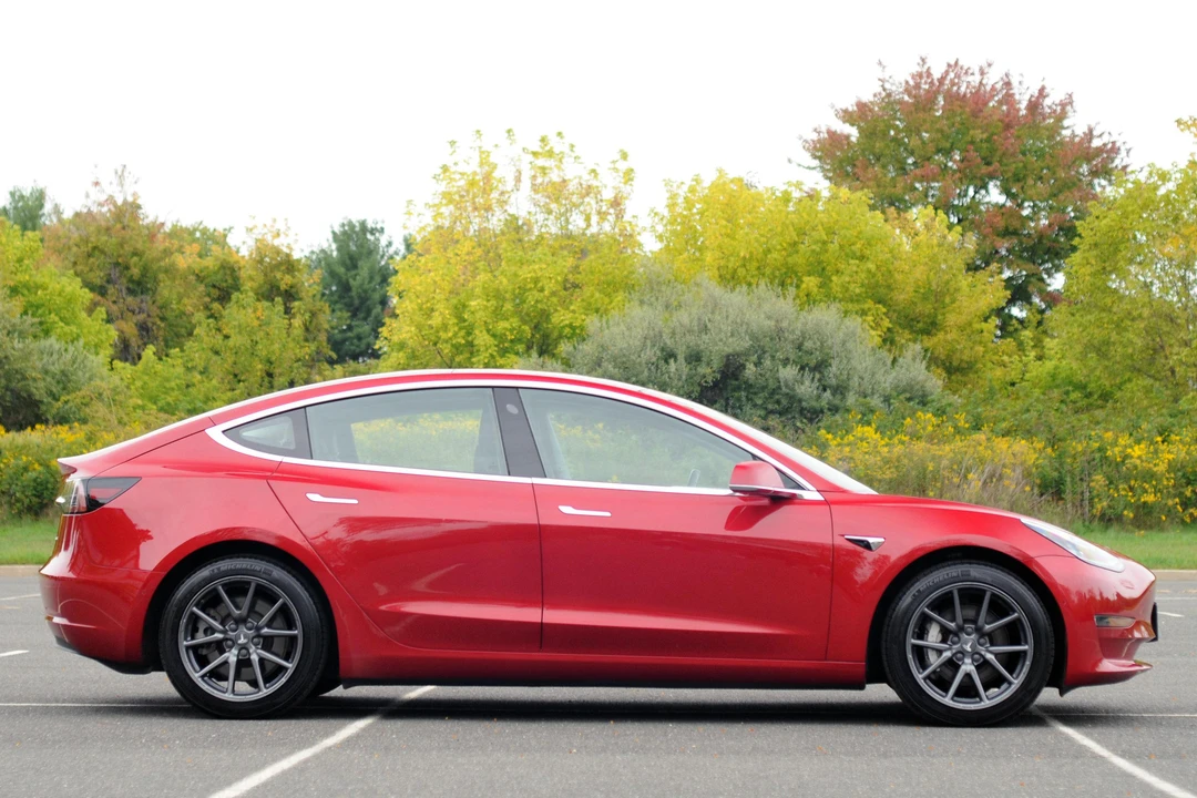 2018 Tesla Model 3 - Image 3 of 7