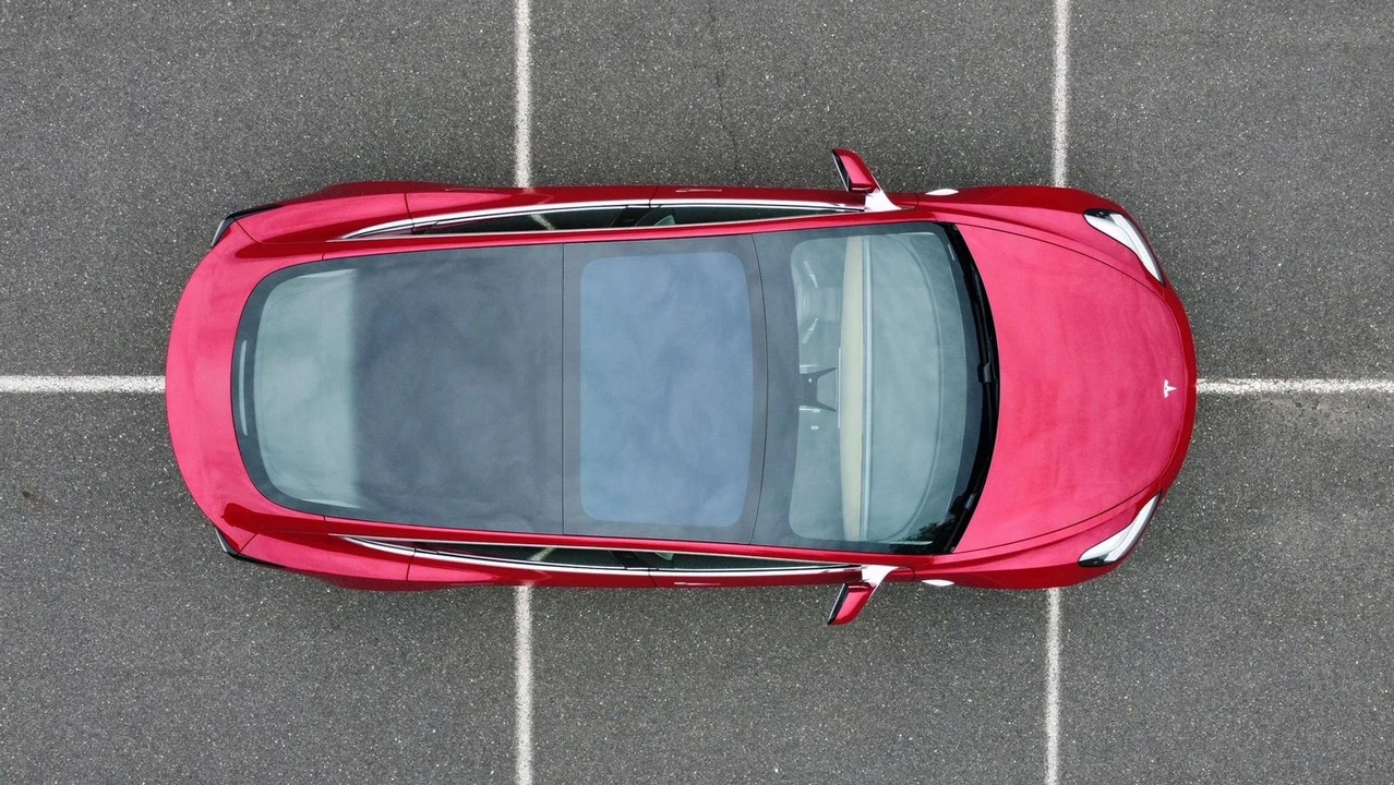 2018 Tesla Model 3 - Image 7 of 7
