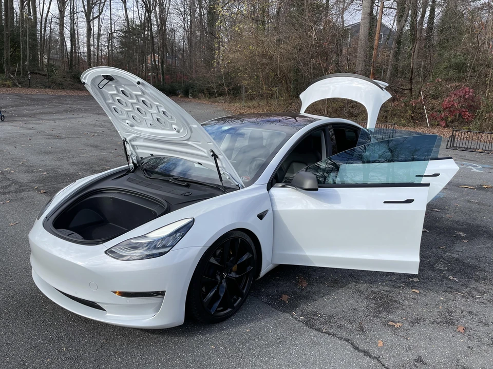 2018 Tesla Model 3 - Image 9 of 31