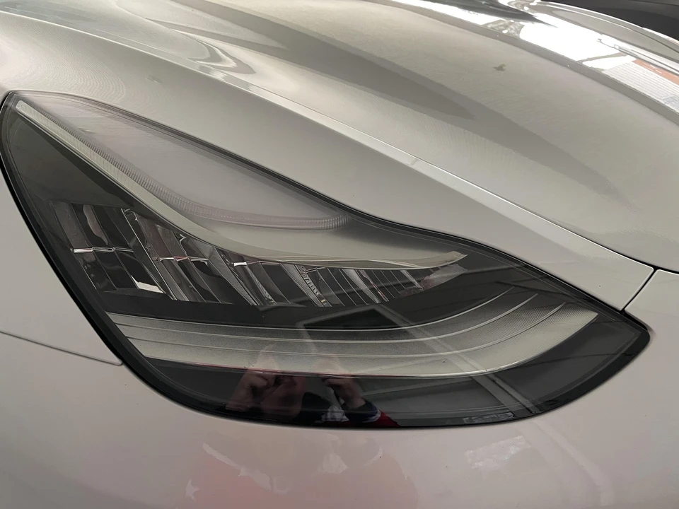 2018 Tesla Model 3 - Image 10 of 31
