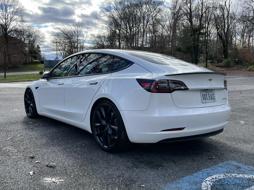 2018 Tesla Model 3 - Image 7 of 31