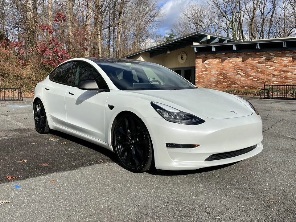 2018 Tesla Model 3 - Image 8 of 31
