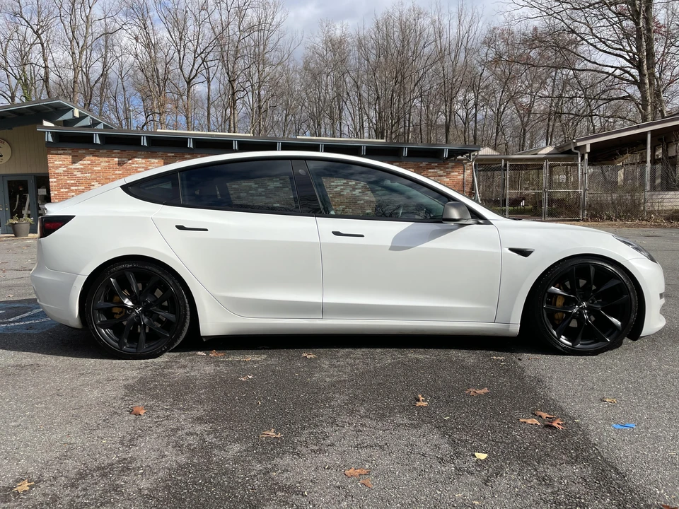 2018 Tesla Model 3 - Image 3 of 31