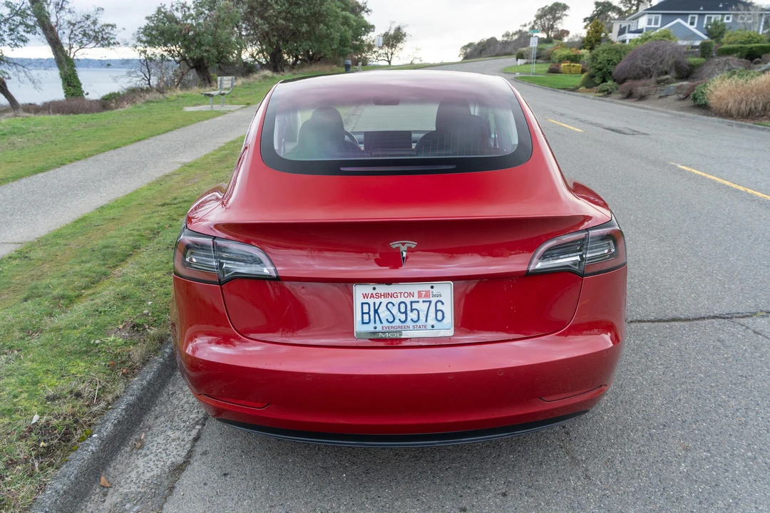 2018 Tesla Model 3 - Image 13 of 31