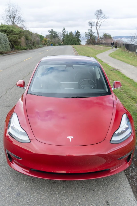 2018 Tesla Model 3 - Image 7 of 31