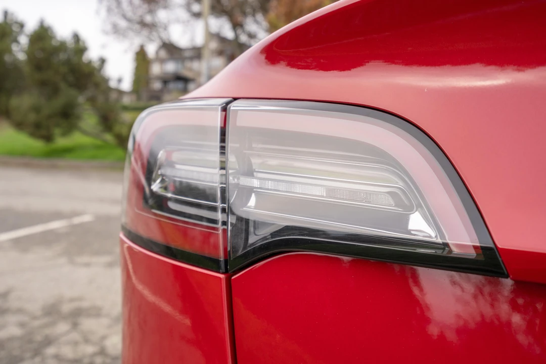 2018 Tesla Model 3 - Image 22 of 31