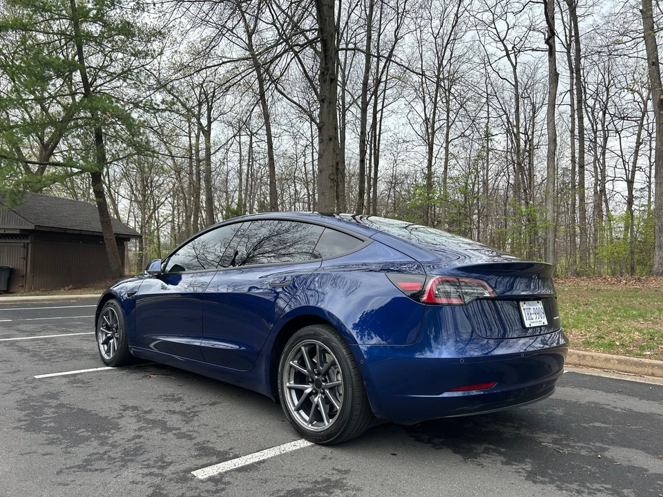 2018 Tesla Model 3 - Image 8 of 31
