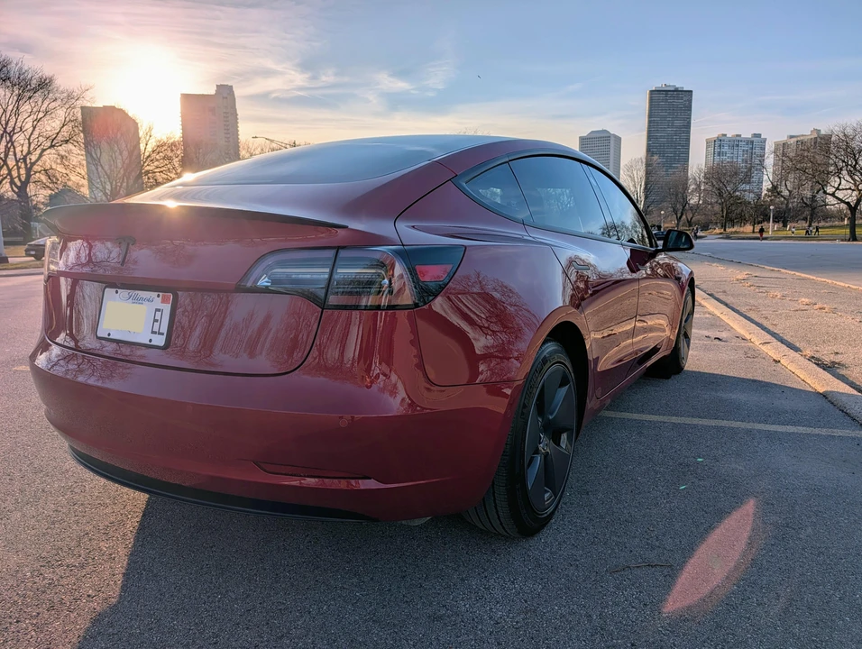 2018 Tesla Model 3 - Image 7 of 31