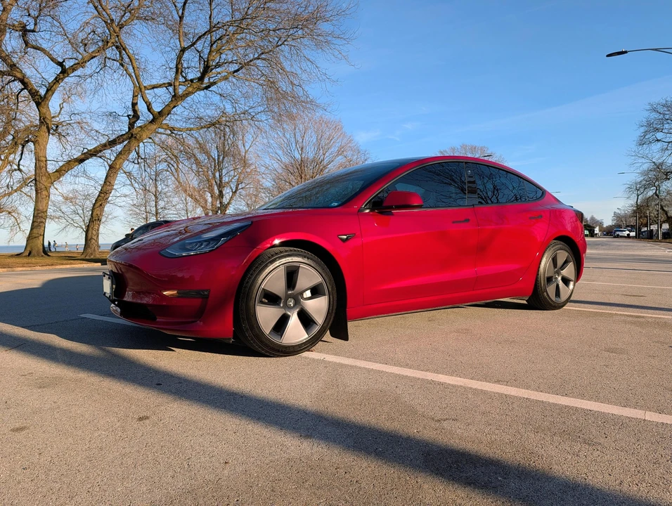 2018 Tesla Model 3 - Image 6 of 31