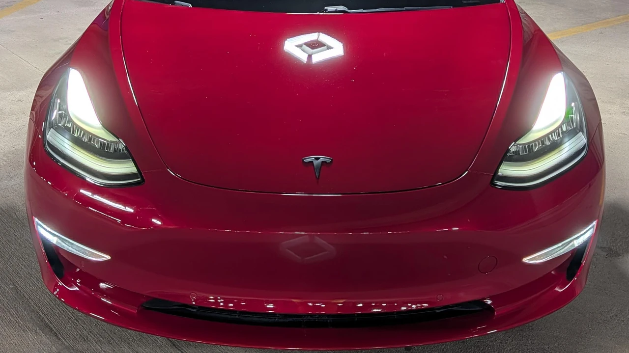 2018 Tesla Model 3 - Image 9 of 31