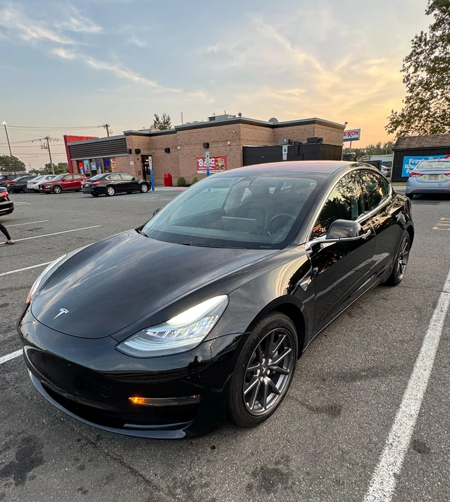 2018 Tesla Model 3 - Image 7 of 31
