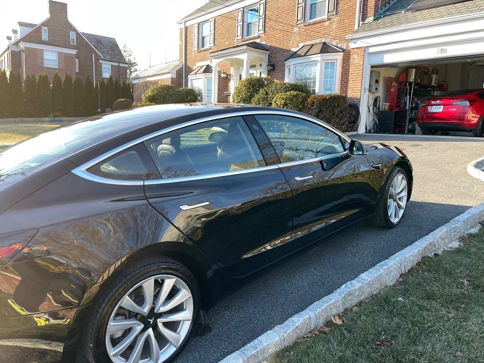 2018 Tesla Model 3 - Image 28 of 31