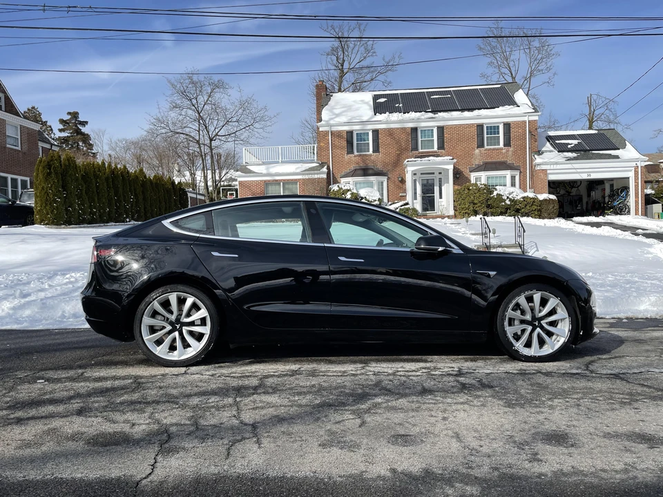 2018 Tesla Model 3 - Image 19 of 31