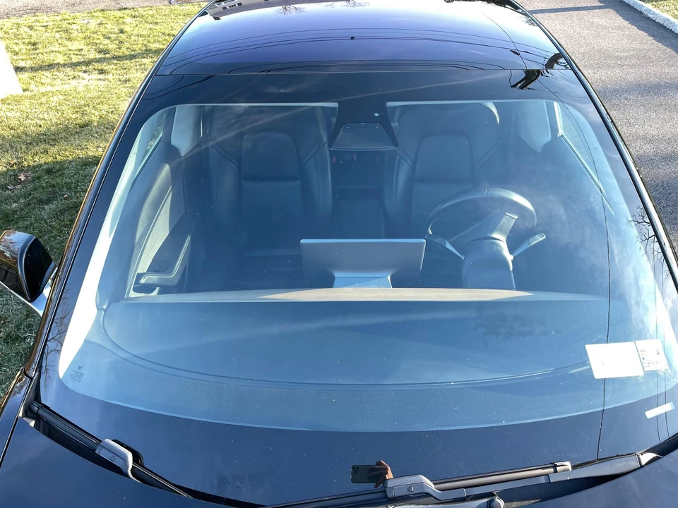 2018 Tesla Model 3 - Image 25 of 31