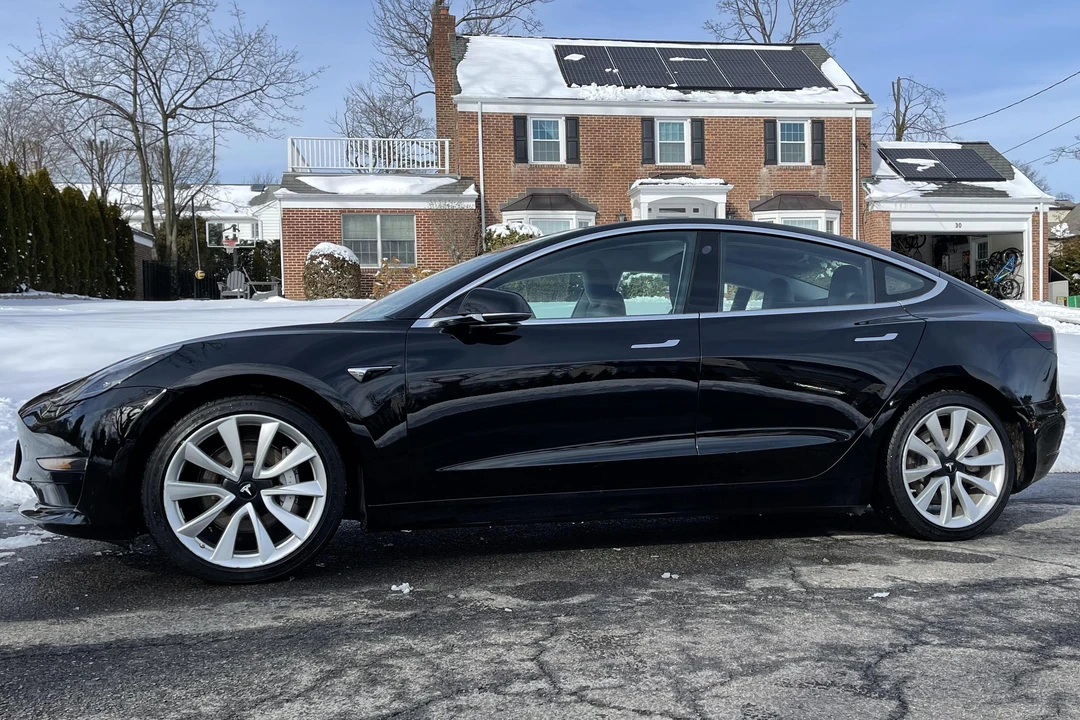 2018 Tesla Model 3 - Image 3 of 31