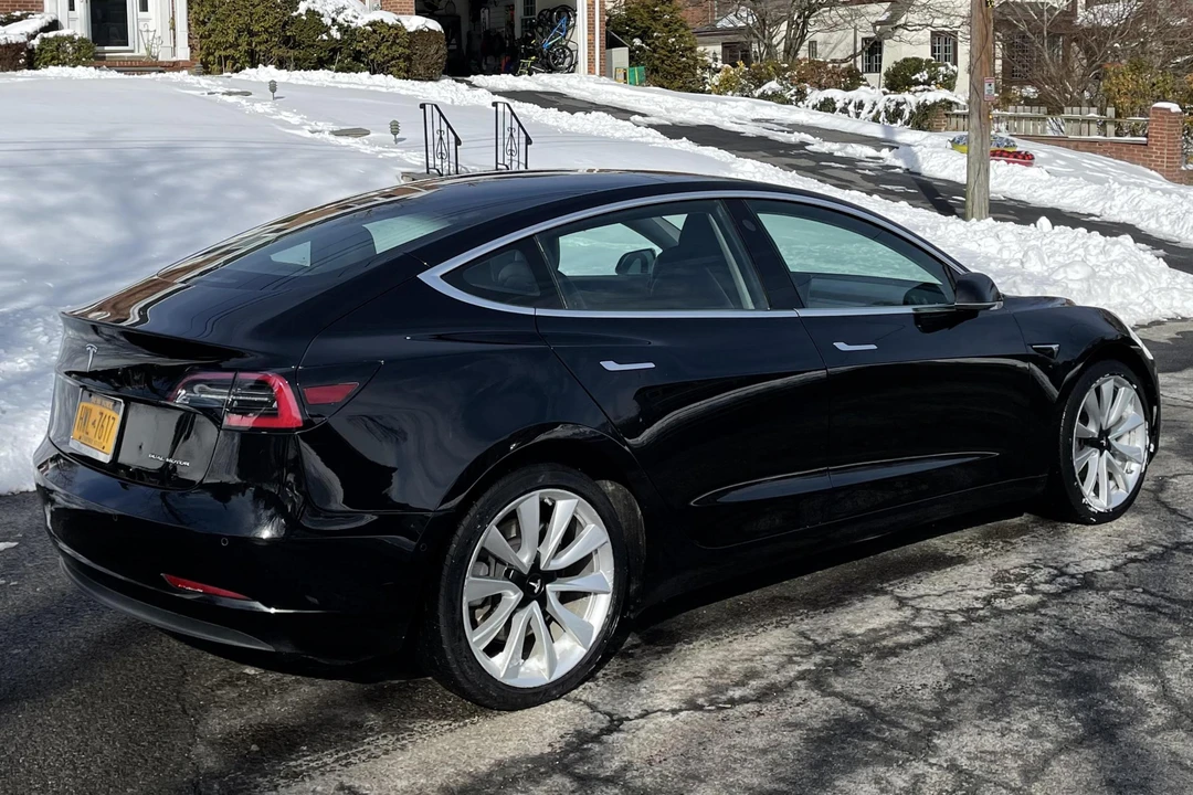 2018 Tesla Model 3 - Image 4 of 31