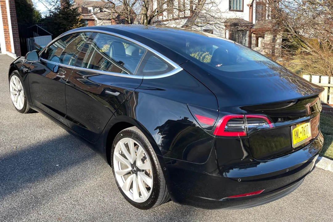 2018 Tesla Model 3 - Image 5 of 31