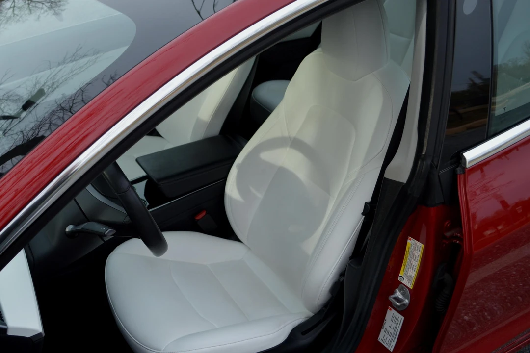 2018 Tesla Model 3 - Image 24 of 31