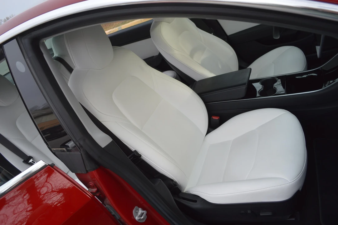 2018 Tesla Model 3 - Image 28 of 31