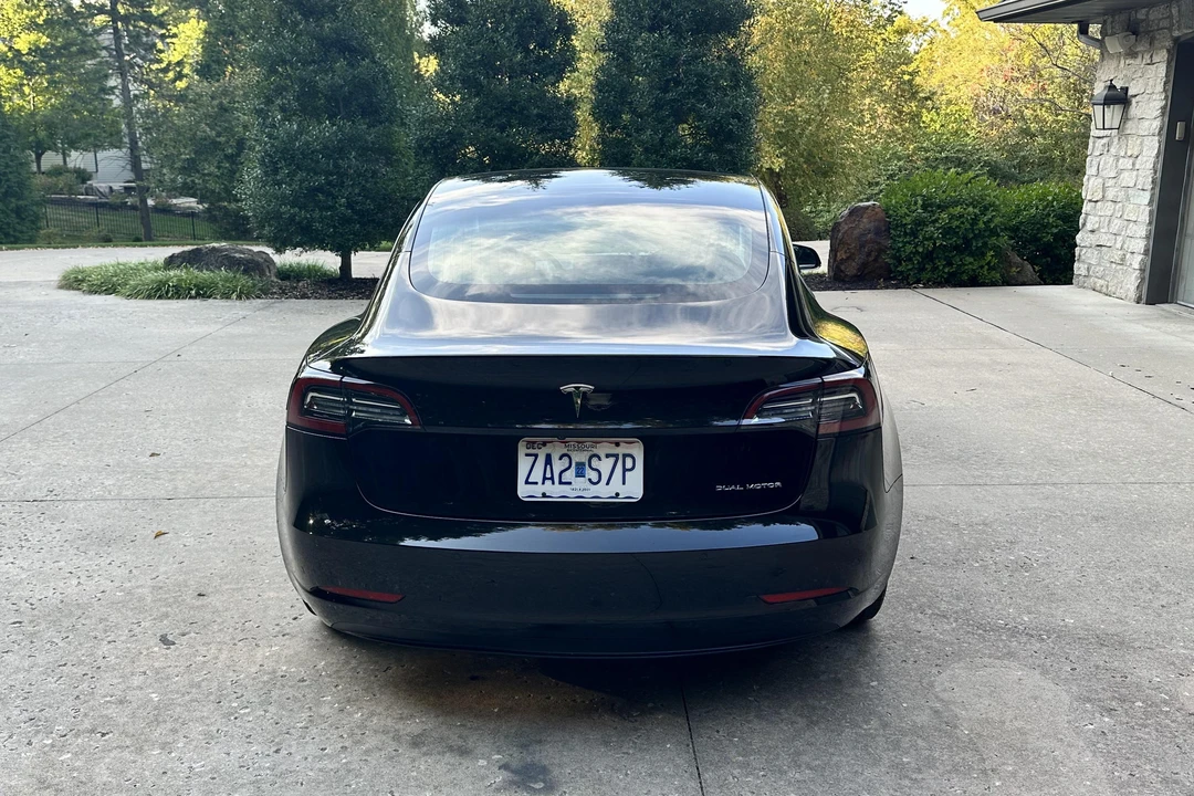 2018 Tesla Model 3 - Image 27 of 31