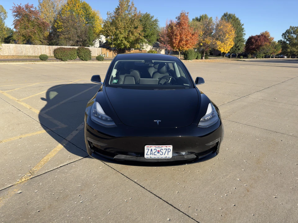 2018 Tesla Model 3 - Image 6 of 31