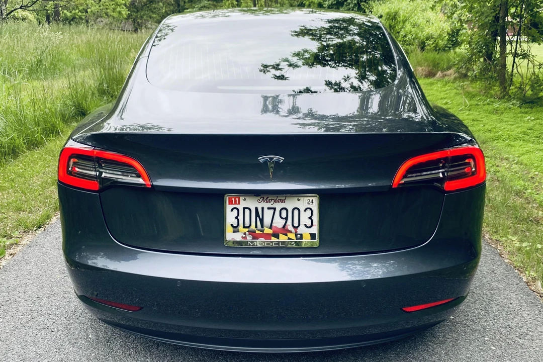 2018 Tesla Model 3 - Image 5 of 31