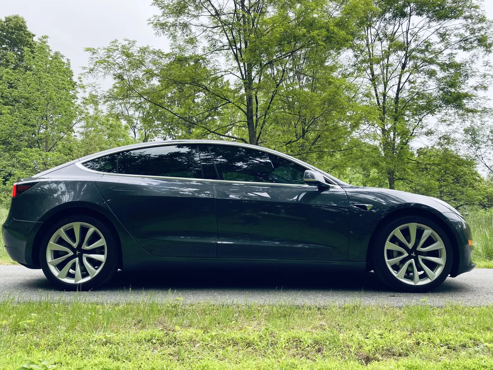 2018 Tesla Model 3 - Image 26 of 31
