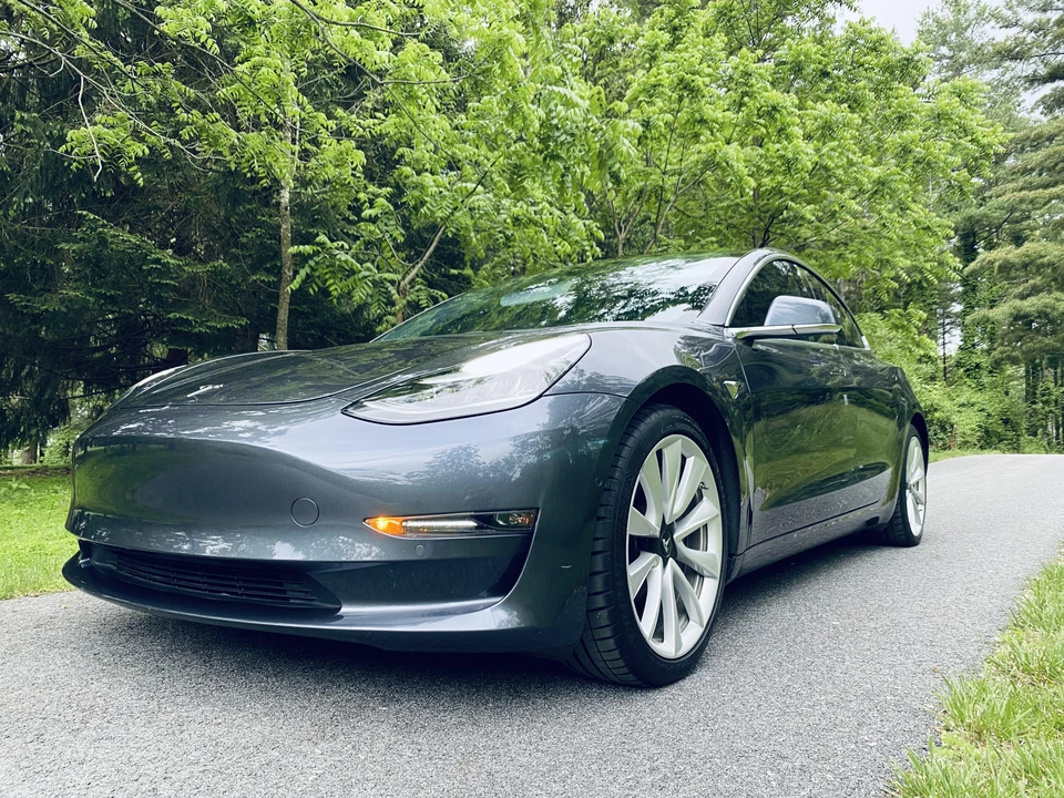 2018 Tesla Model 3 - Image 11 of 31