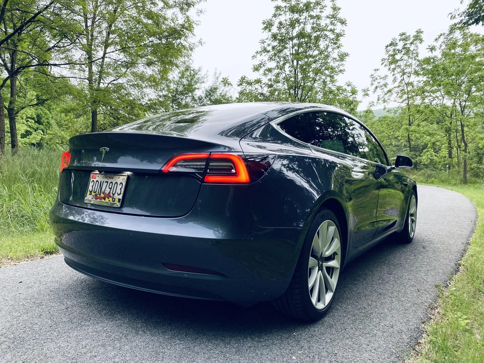 2018 Tesla Model 3 - Image 22 of 31