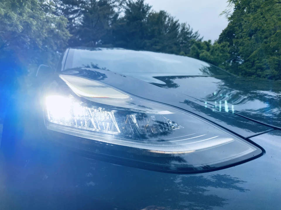 2018 Tesla Model 3 - Image 29 of 31