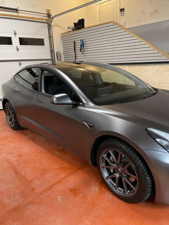 2018 Tesla Model 3 Performance - Image 26 of 31
