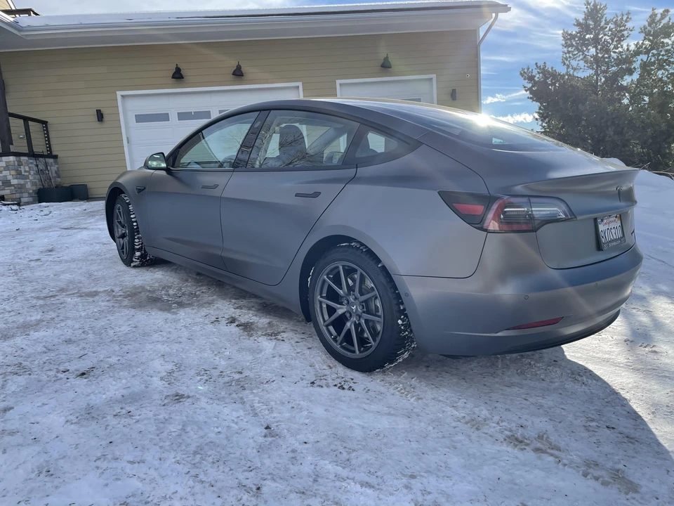2018 Tesla Model 3 Performance - Image 8 of 31