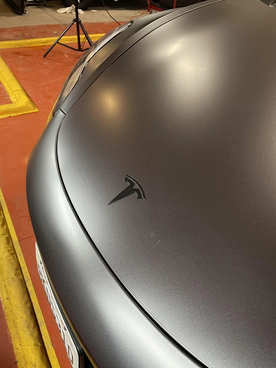 2018 Tesla Model 3 Performance - Image 16 of 31