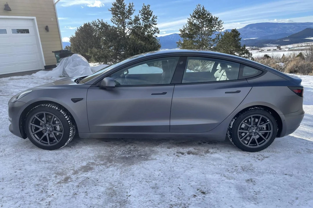 2018 Tesla Model 3 Performance - Image 3 of 31