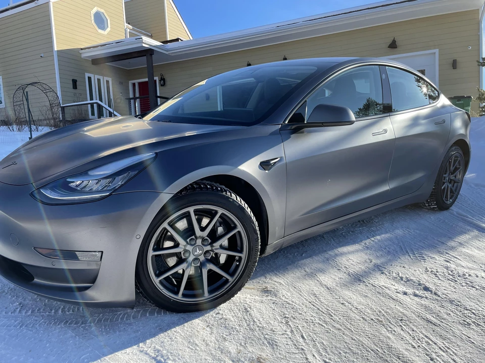2018 Tesla Model 3 Performance - Image 6 of 31