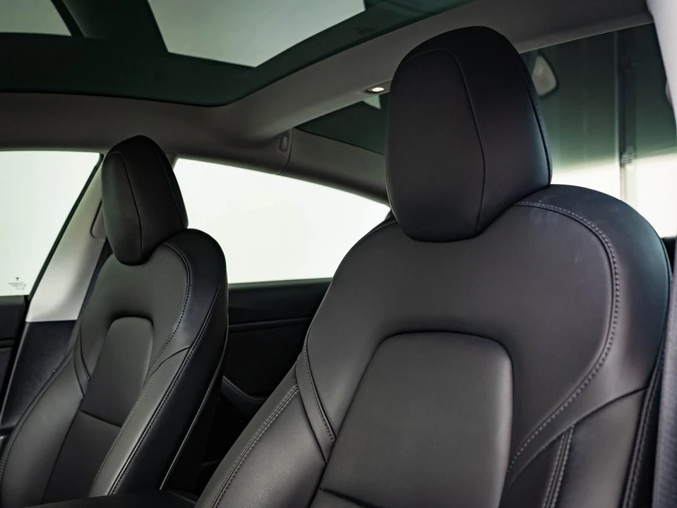 2018 Tesla Model 3 - Image 19 of 21