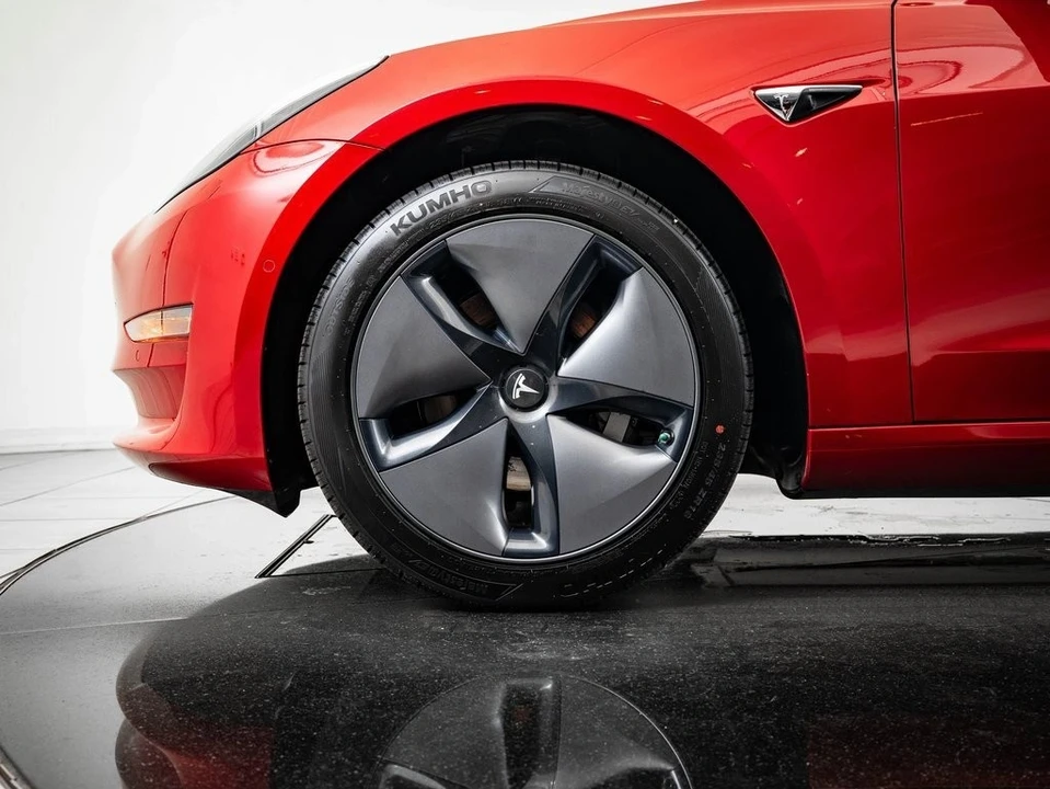 2018 Tesla Model 3 - Image 13 of 21