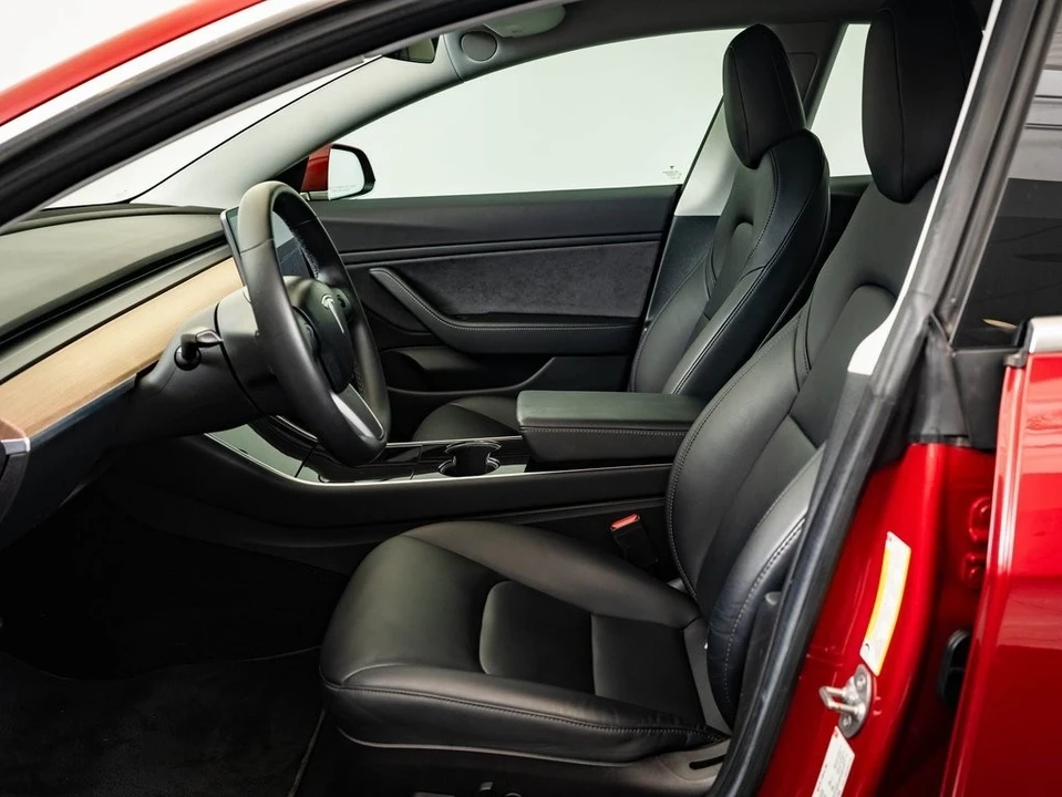 2018 Tesla Model 3 - Image 18 of 21